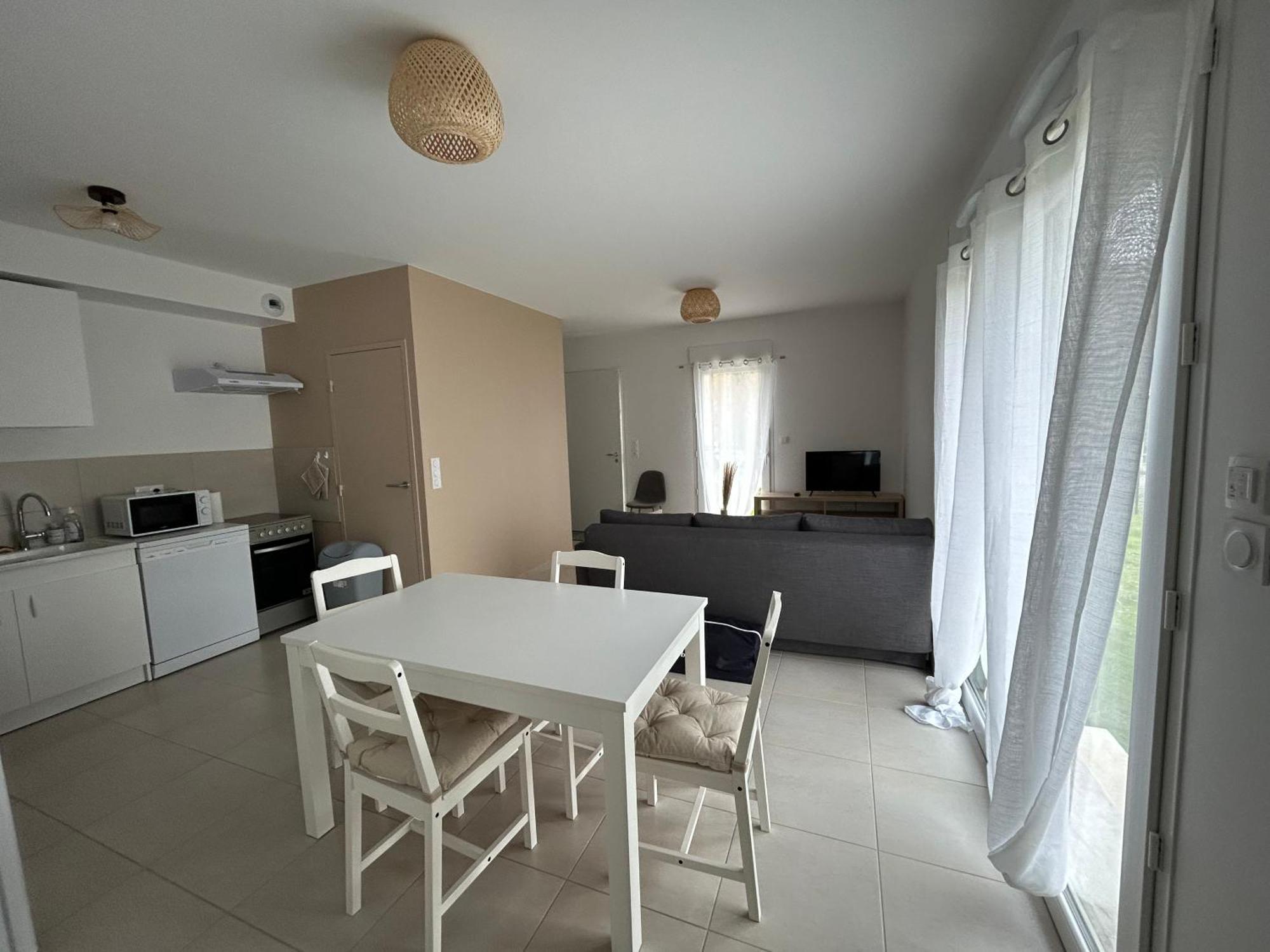 Appartement Avec Jardin Chateauneuf-de-Galaure Εξωτερικό φωτογραφία